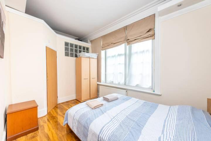 Апартаменты London Kensington & Chelsea 2 Bed Zone 1 Aprt Экстерьер фото