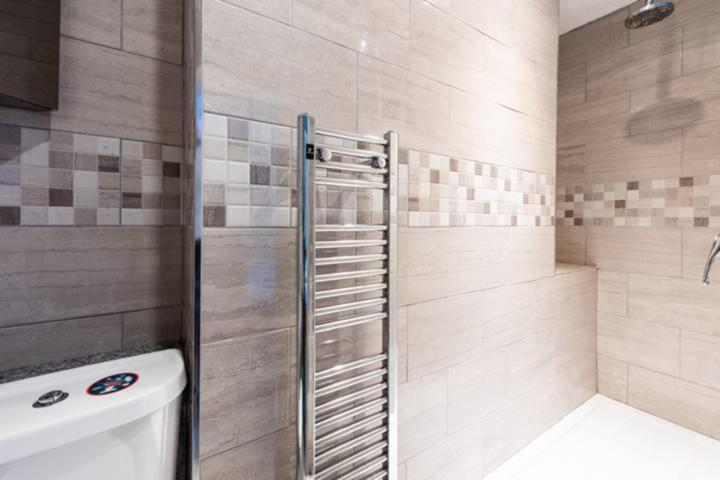 Апартаменты London Kensington & Chelsea 2 Bed Zone 1 Aprt Экстерьер фото